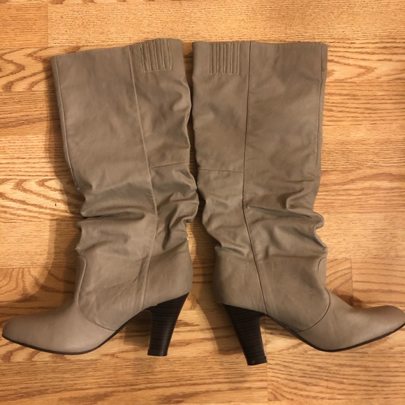 Women’s Qupid Slouch Heeled Boots - Picture 2 of 8